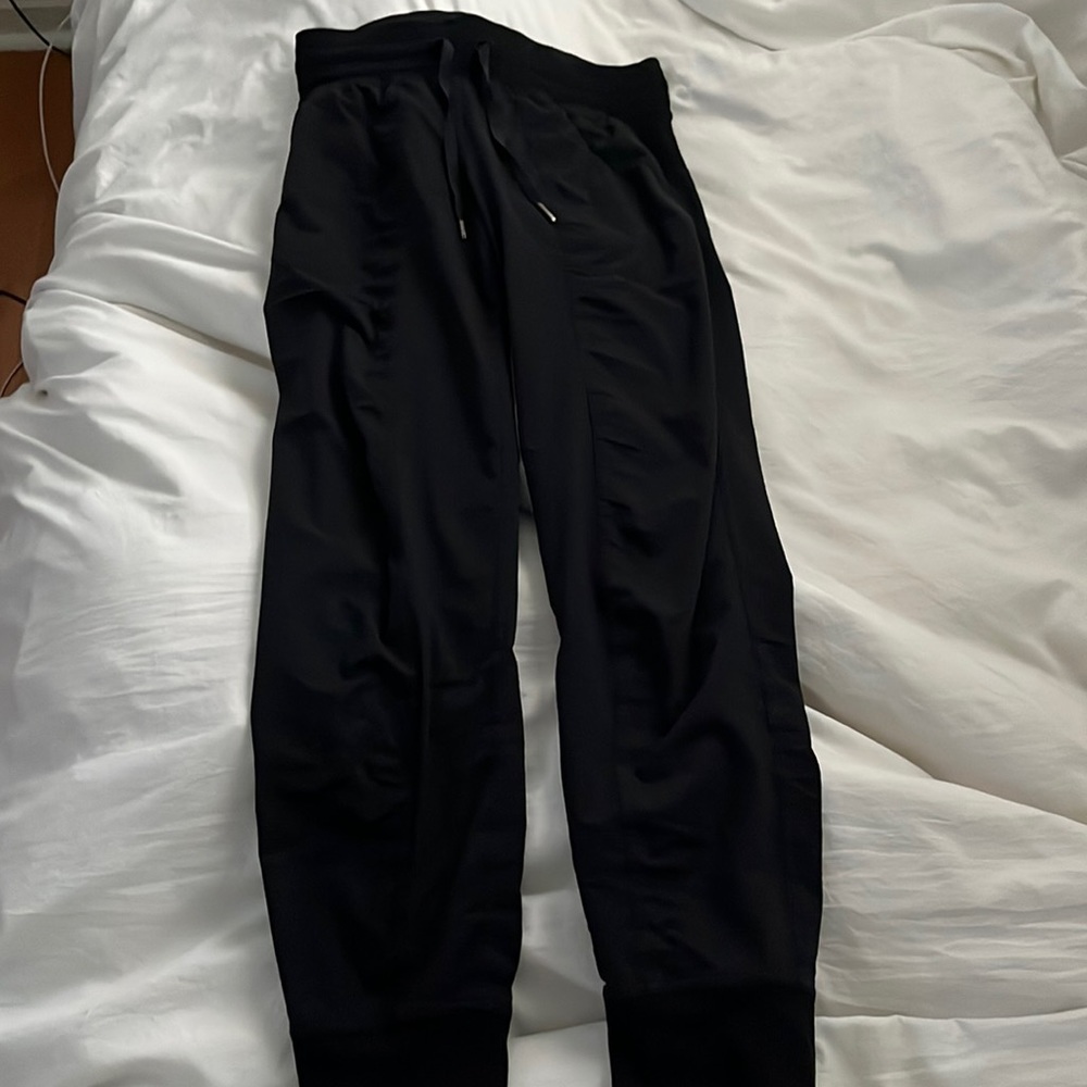 lululemon dance studio joggers